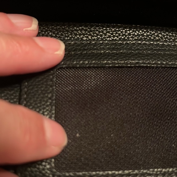 Vince Camuto Wallet - Picture 4 of 4